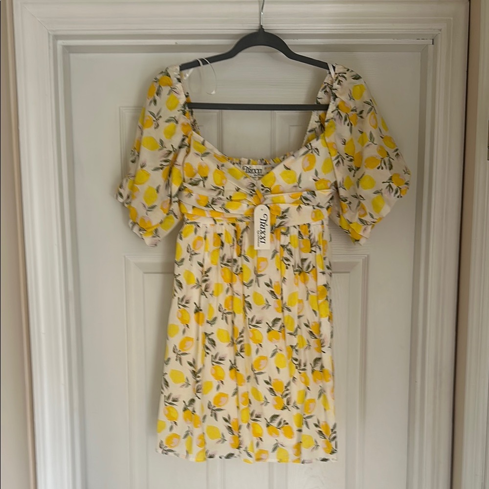 NWT Trixxi Los Angeles Lemon Dress XS